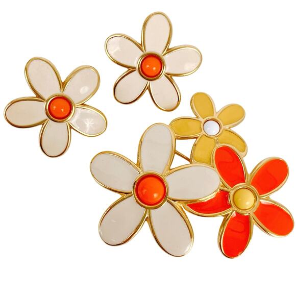 Monet Jewelry - Signed Monet Mod Floral Brooch Earrings Set Gold Tone Enamel Vintage 1960s 1970s